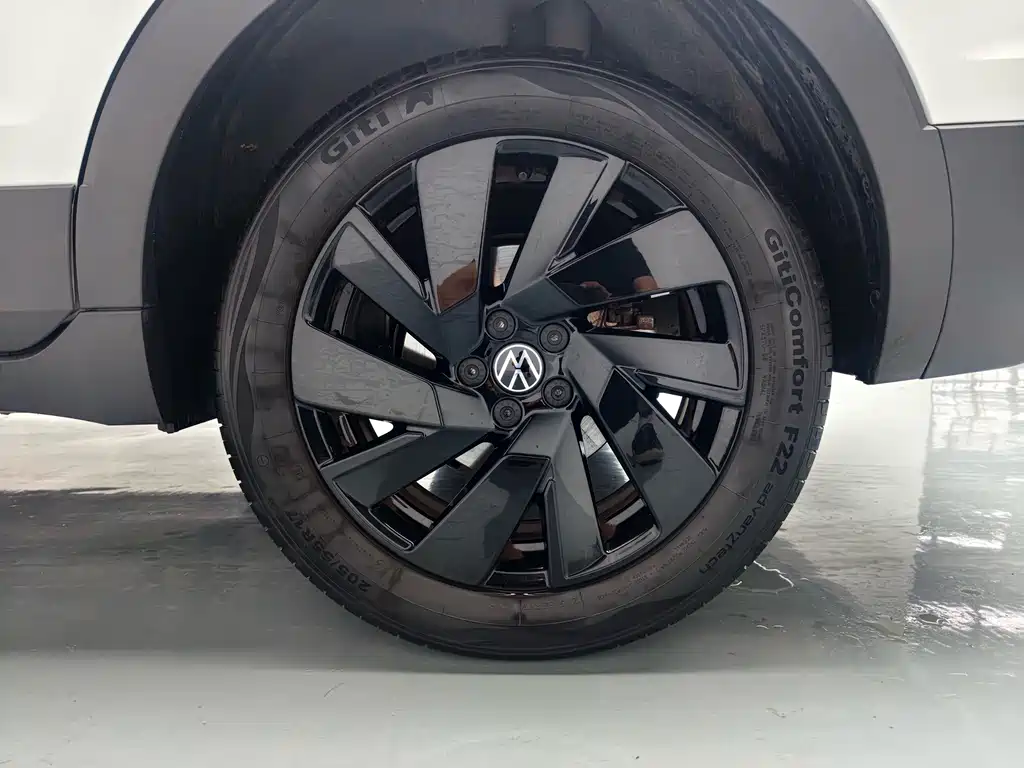 Volkswagen Tharu — миниатюра 11