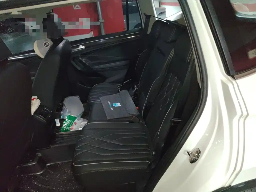 Volkswagen Tiguan L — миниатюра 18