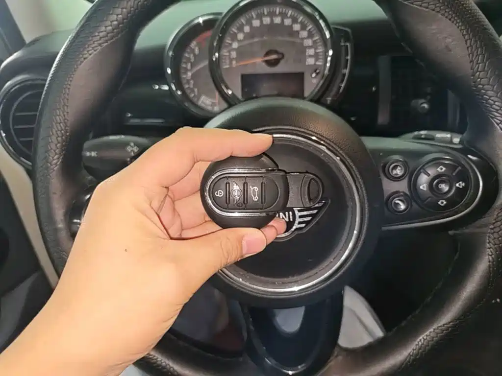 MINI Mini — миниатюра 9