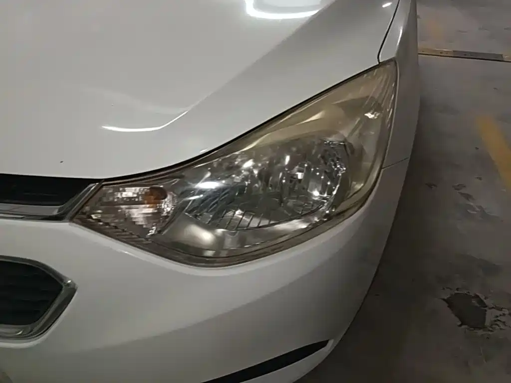 Chevrolet Sail — миниатюра 24