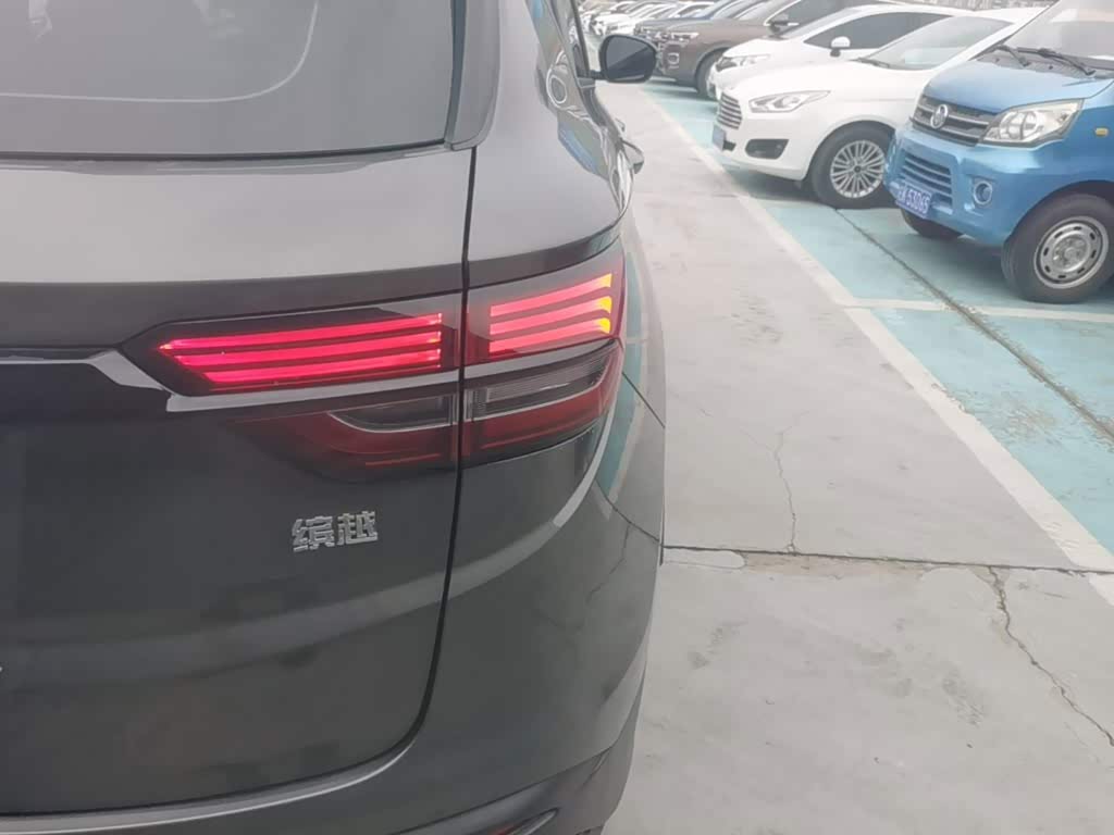 Geely Binyue 1.5 л 2024 г. Серебристо-серый, пробег 15900 км