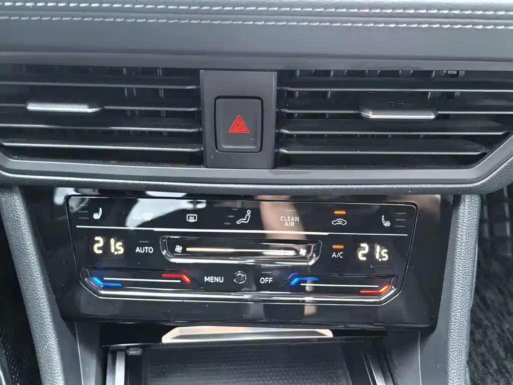 Volkswagen Sagitar — миниатюра 21