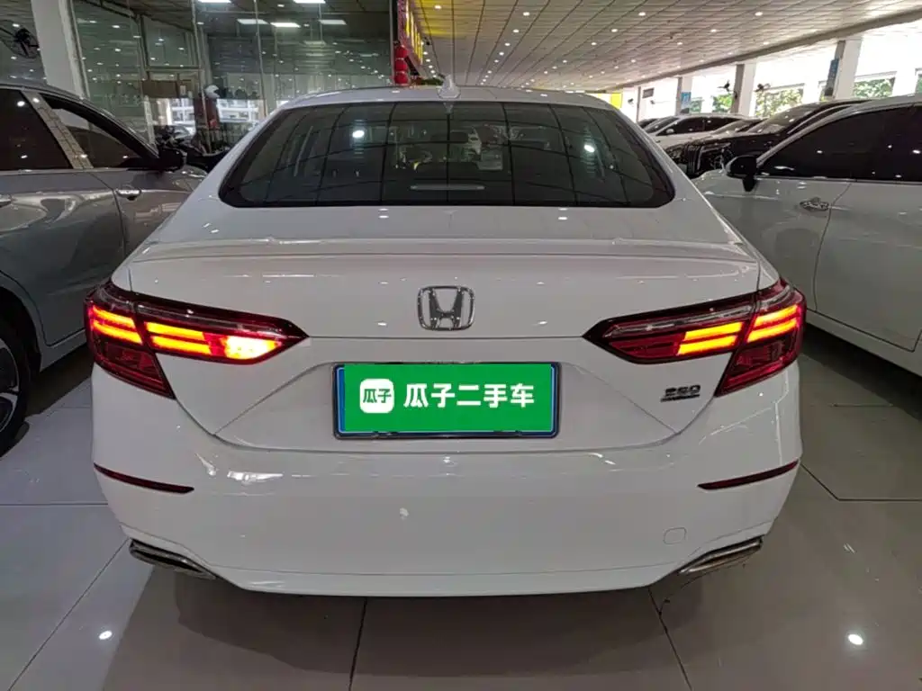 Honda Inspire — миниатюра 6