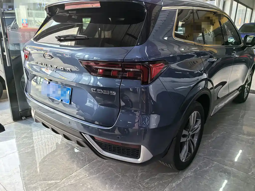 Ford Equator Sport — миниатюра 6