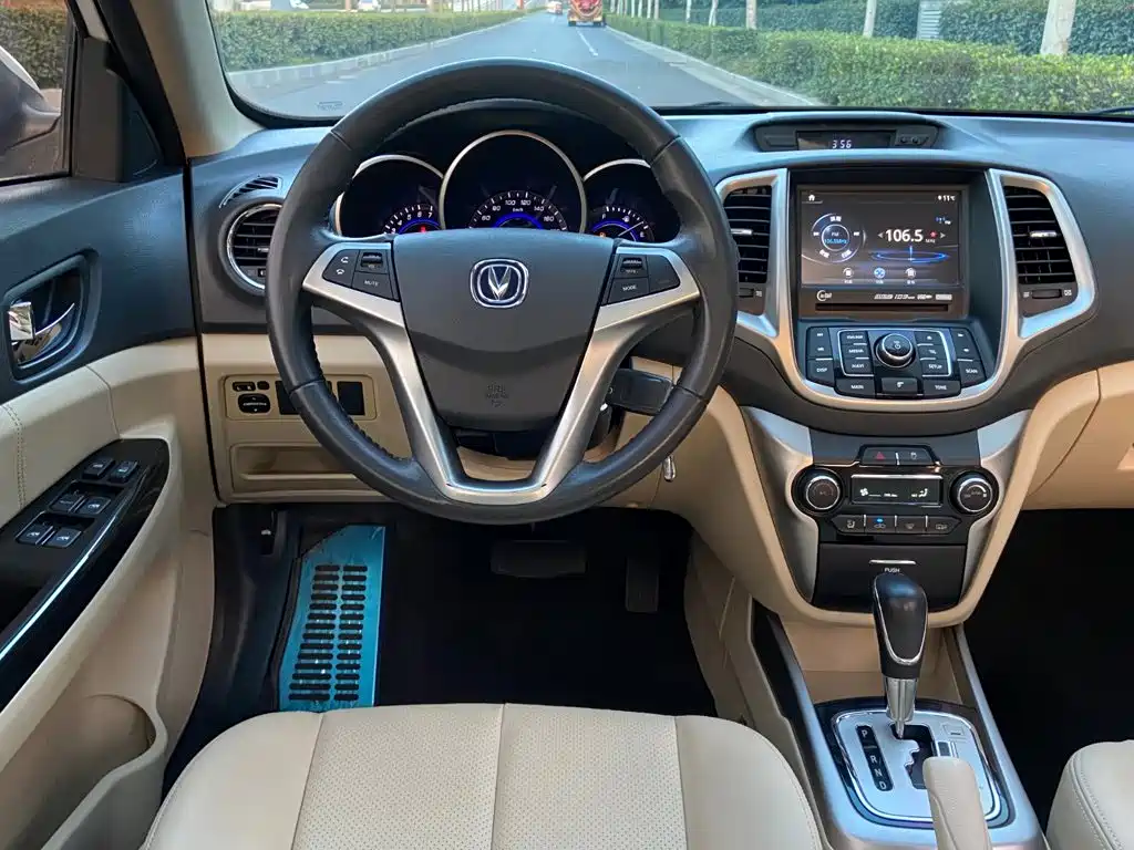 Changan Eado — миниатюра 8
