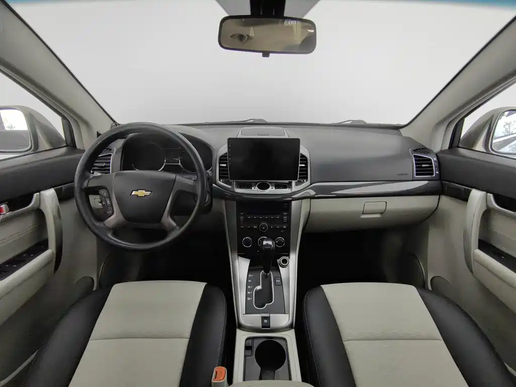 Chevrolet Captiva — миниатюра 5