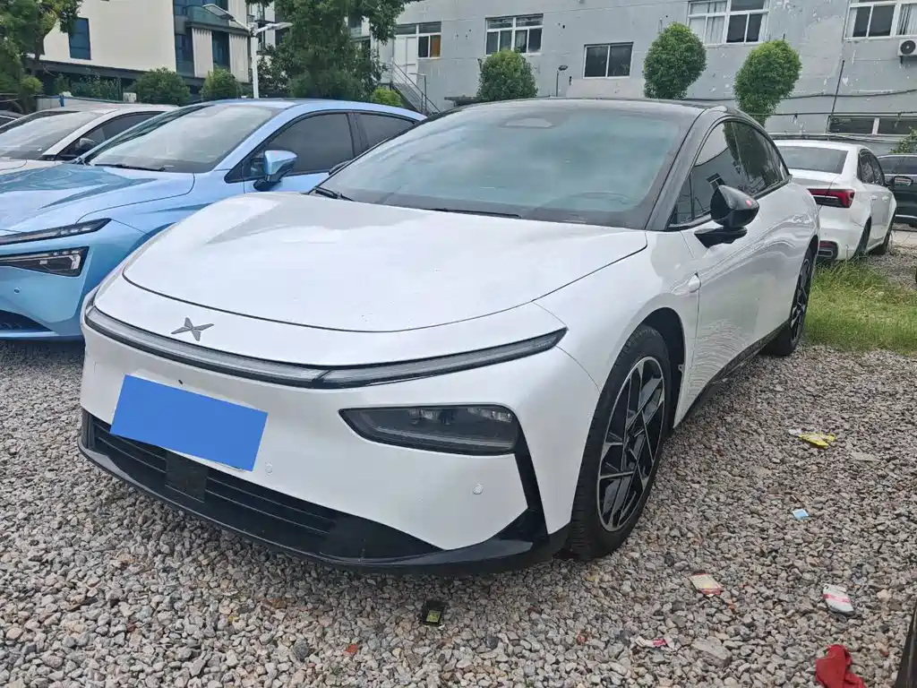 XPeng P7+