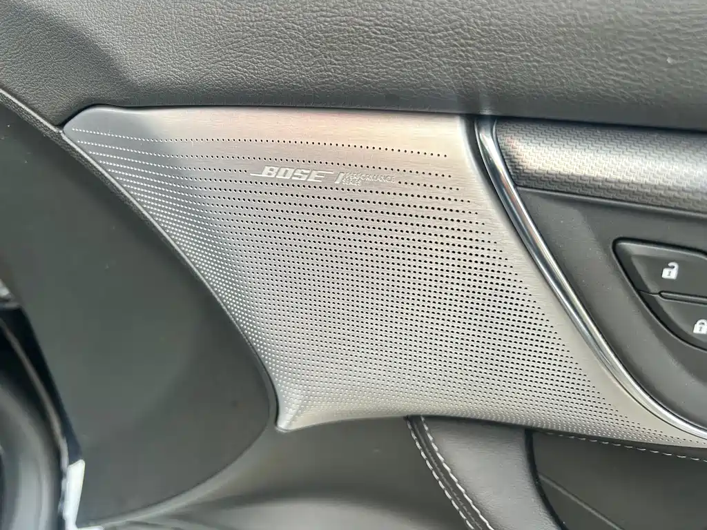 Cadillac CT5 — миниатюра 7