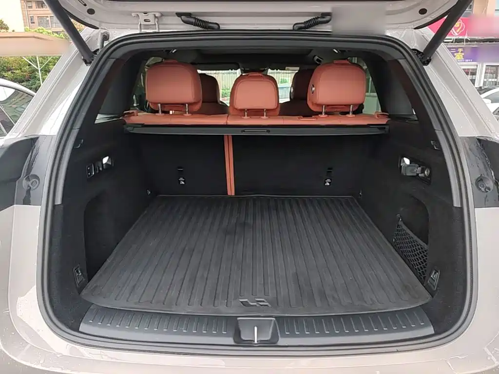 Li Auto Li L6 — миниатюра 19