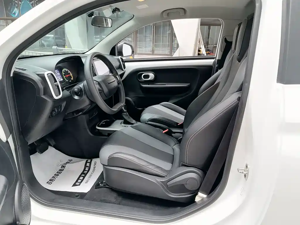 Roewe Clever — миниатюра 7