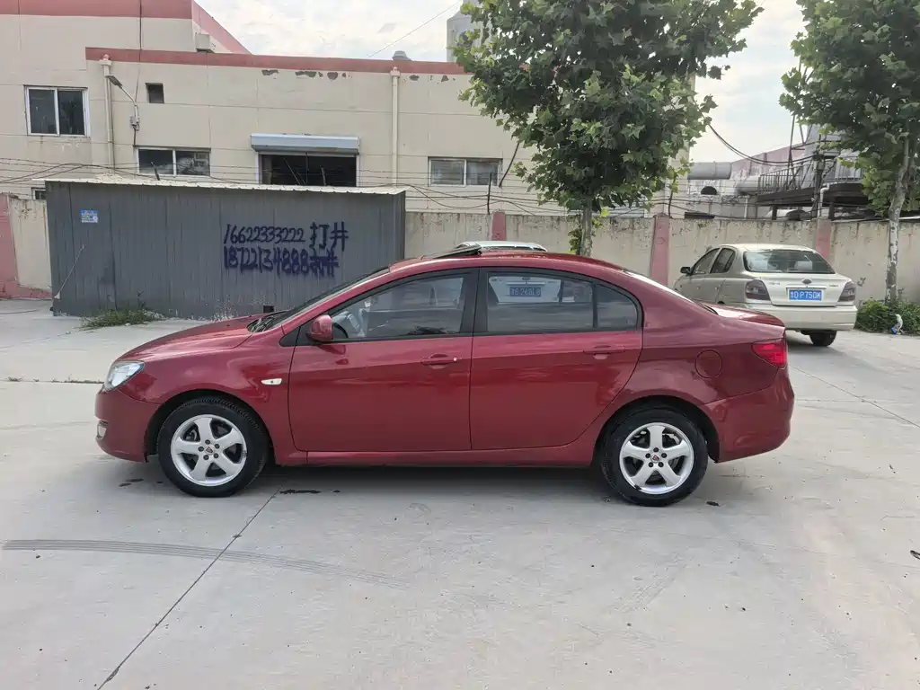 Roewe 350 — миниатюра 7