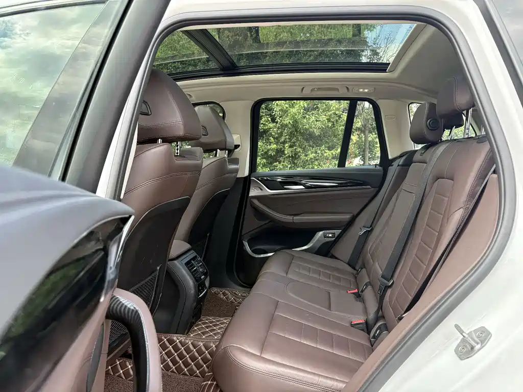 BMW X3 — миниатюра 5
