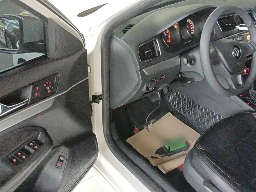 Volkswagen Lavida — миниатюра 16