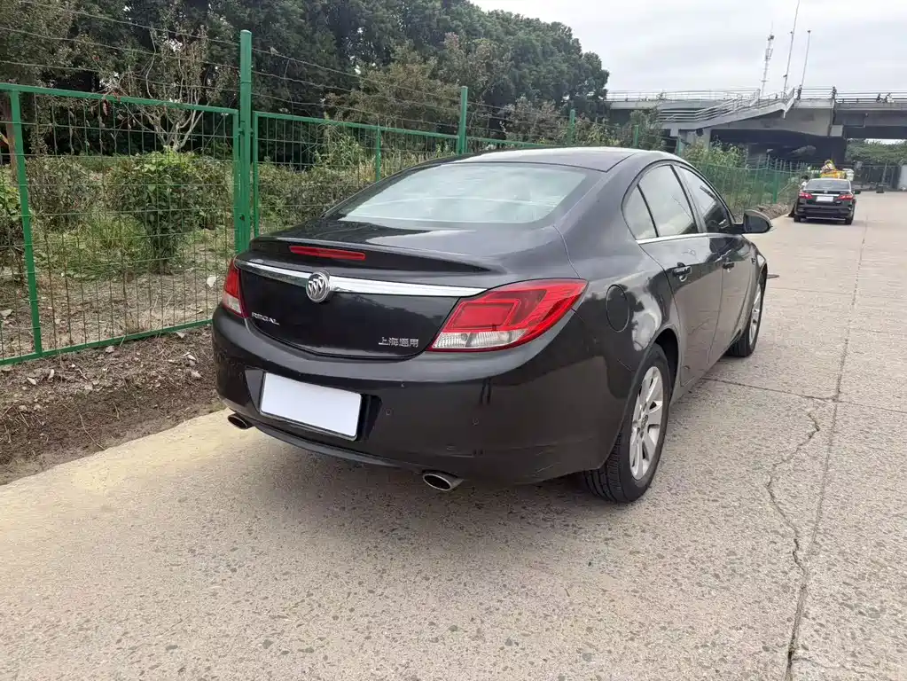 Buick Regal — миниатюра 14