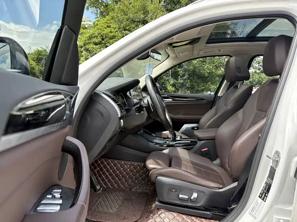 BMW X3 — миниатюра 7