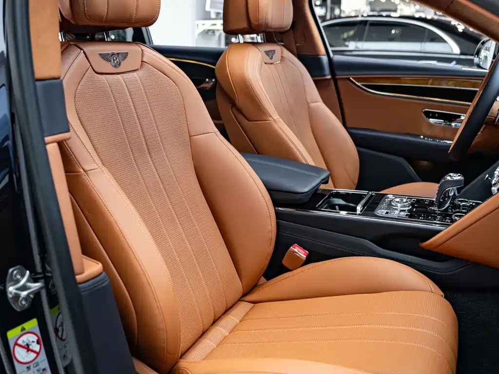 Bentley Flying Spur — миниатюра 16