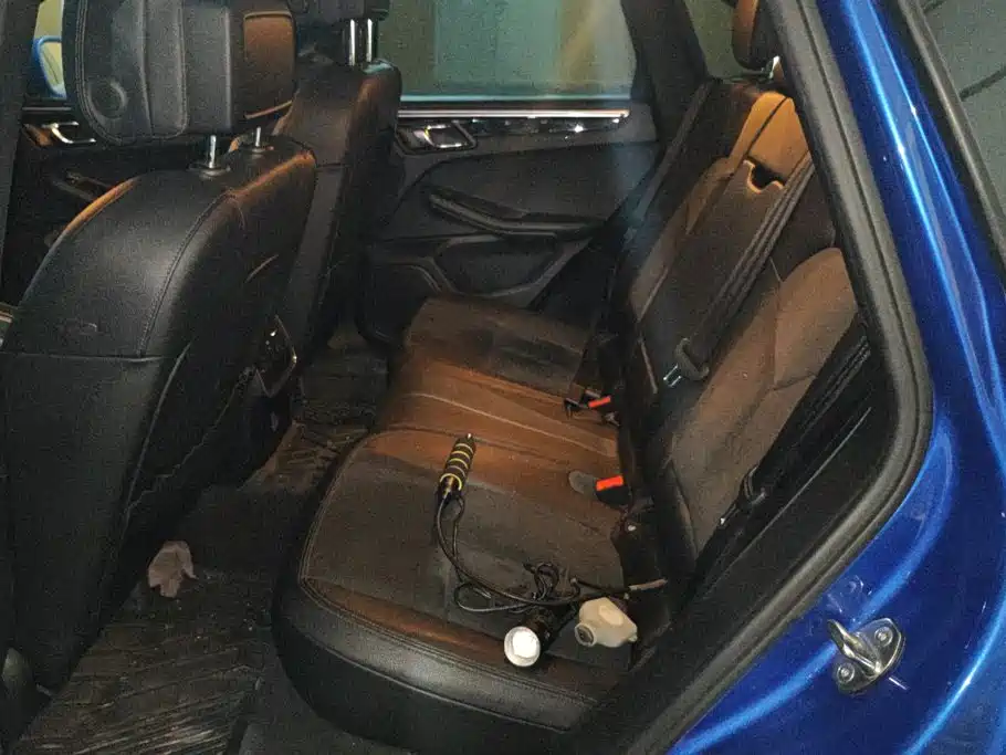 Porsche Macan — миниатюра 11