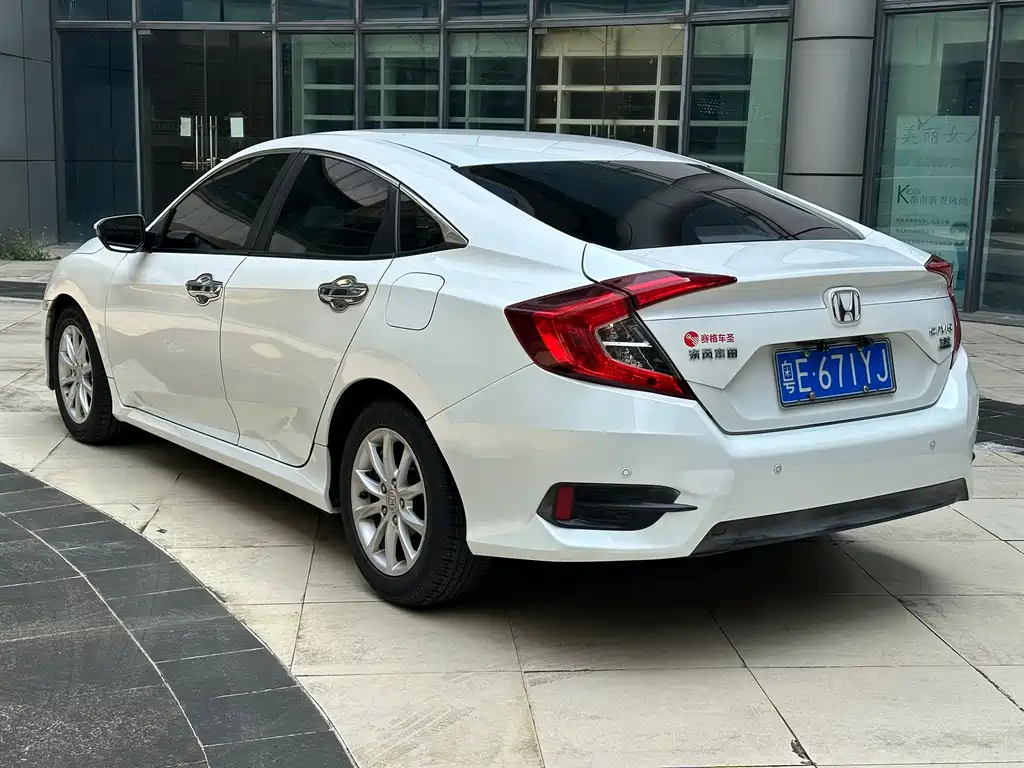Honda Civic — миниатюра 6