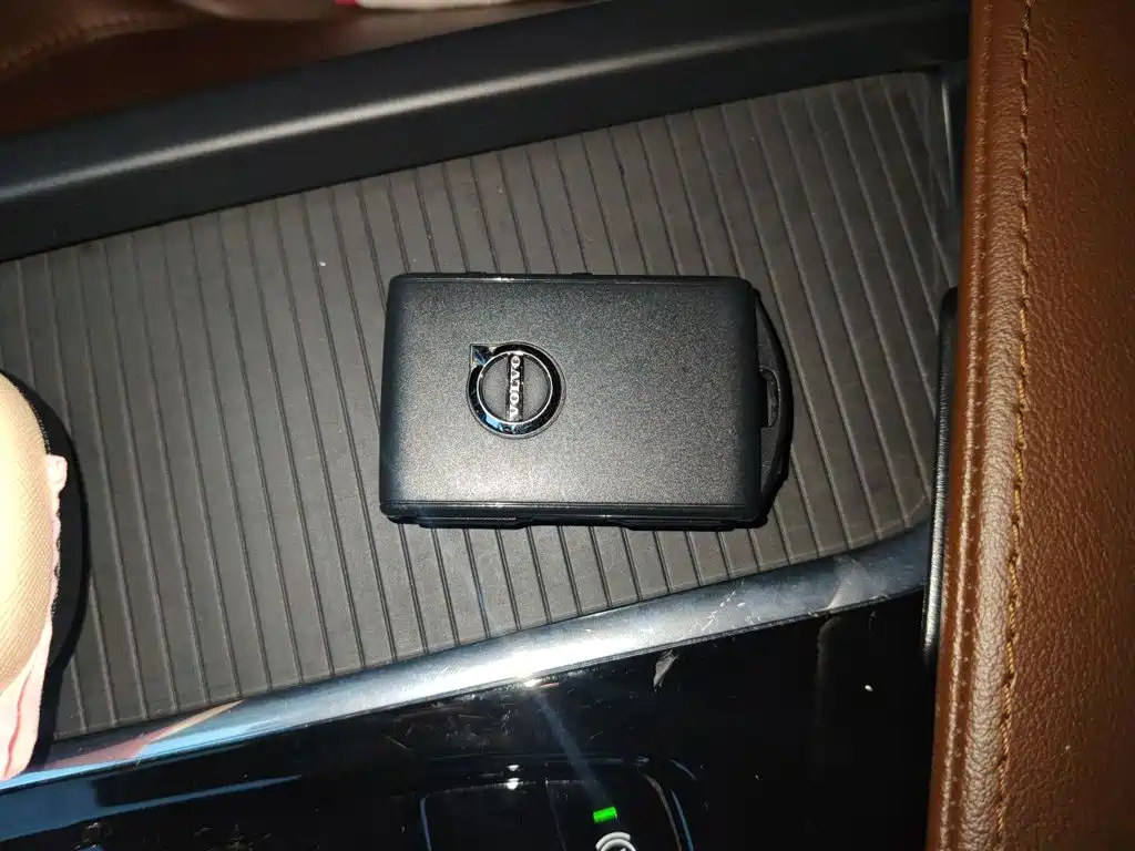 Volvo XC60 — миниатюра 12