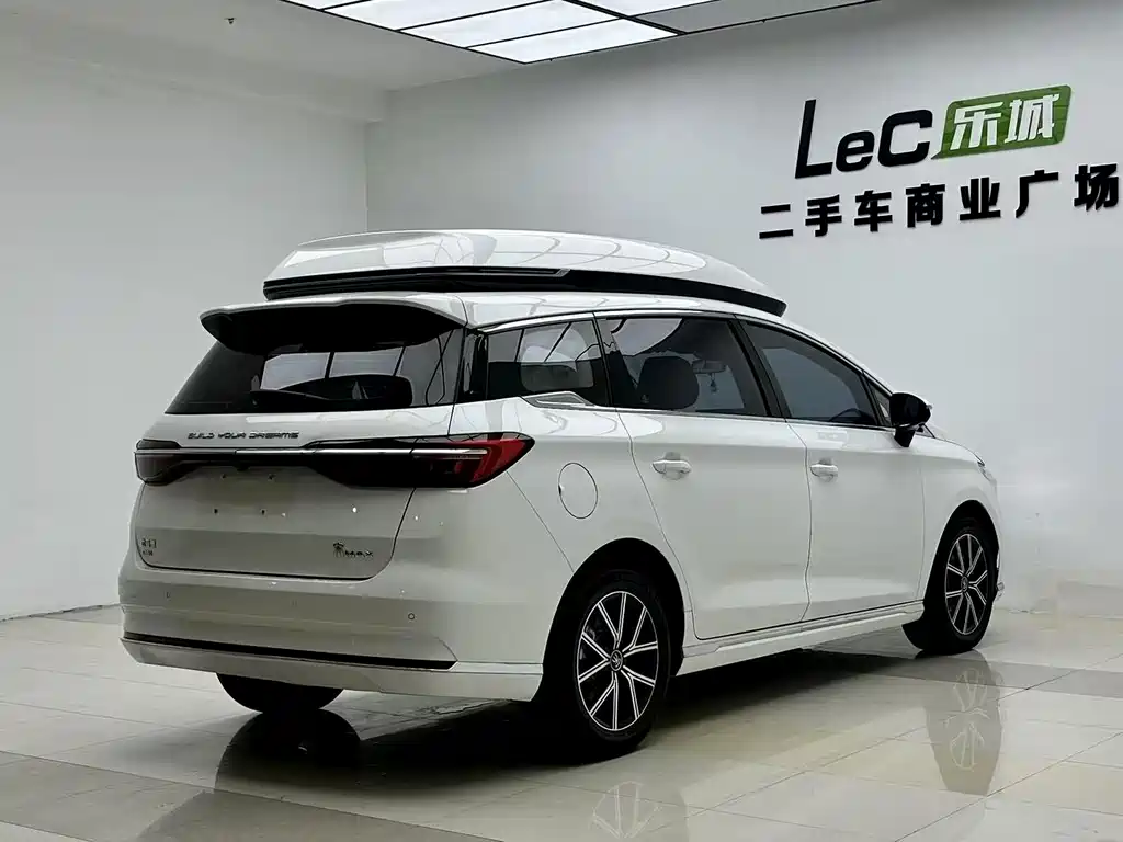 BYD MAX New Energy — миниатюра 15