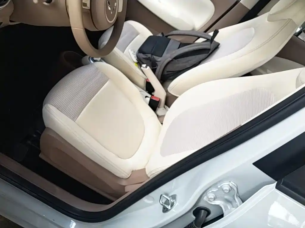Wuling MINIEV — миниатюра 15