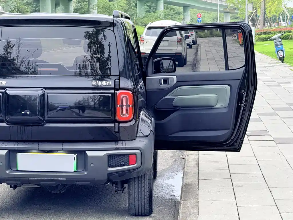 Baojun Yueye — миниатюра 10
