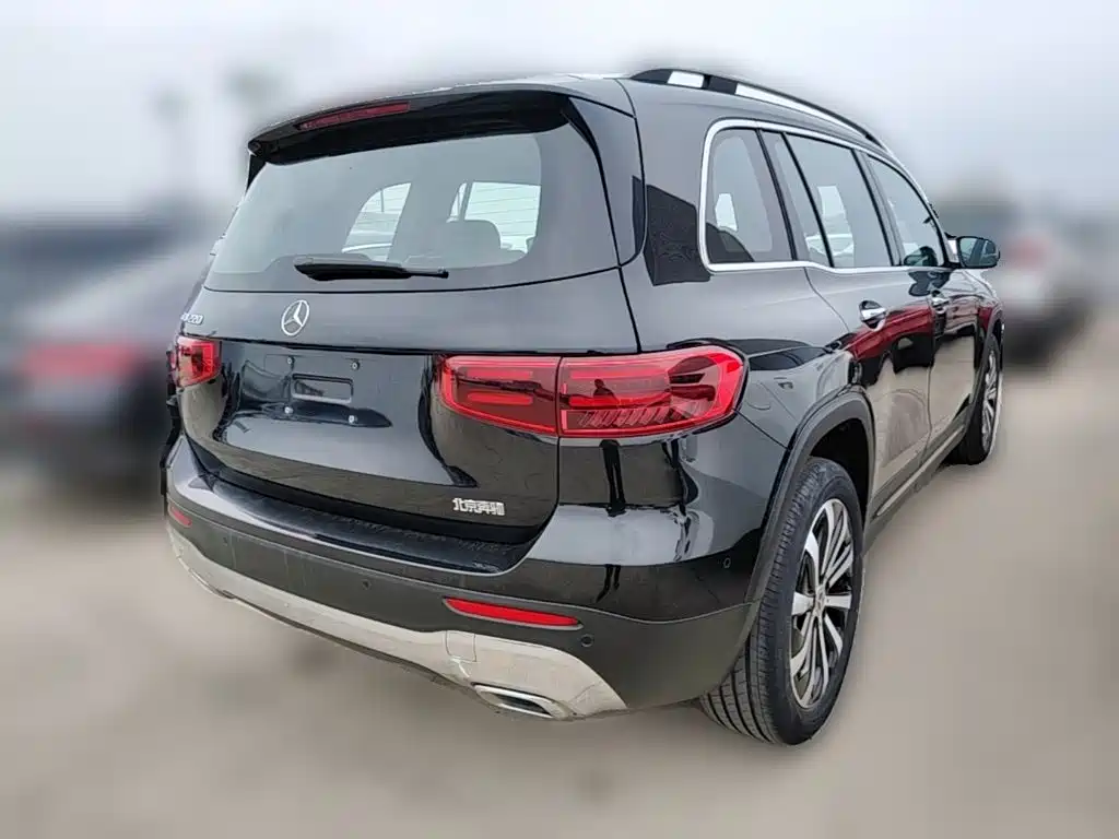 Mercedes-Benz GLB — миниатюра 10