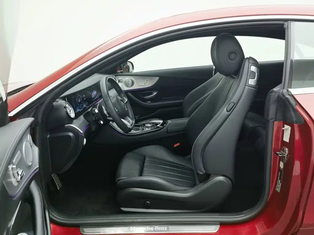 Mercedes-Benz E-Class (Import) — миниатюра 10