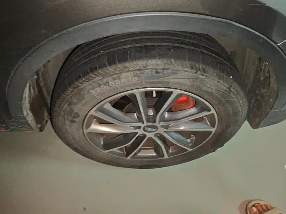 Geely Boyue — миниатюра 6