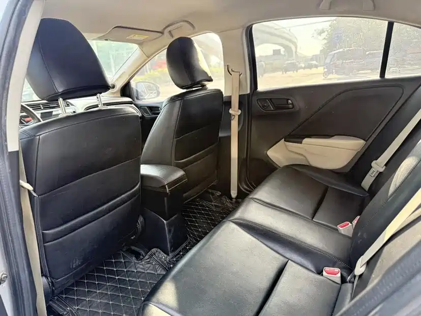 Honda City — миниатюра 11