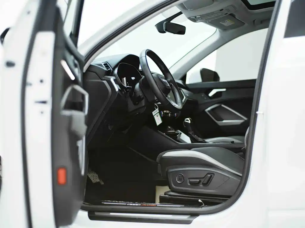Audi Q3 — миниатюра 25
