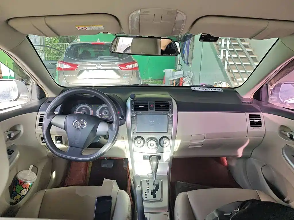 Toyota Corolla — миниатюра 10