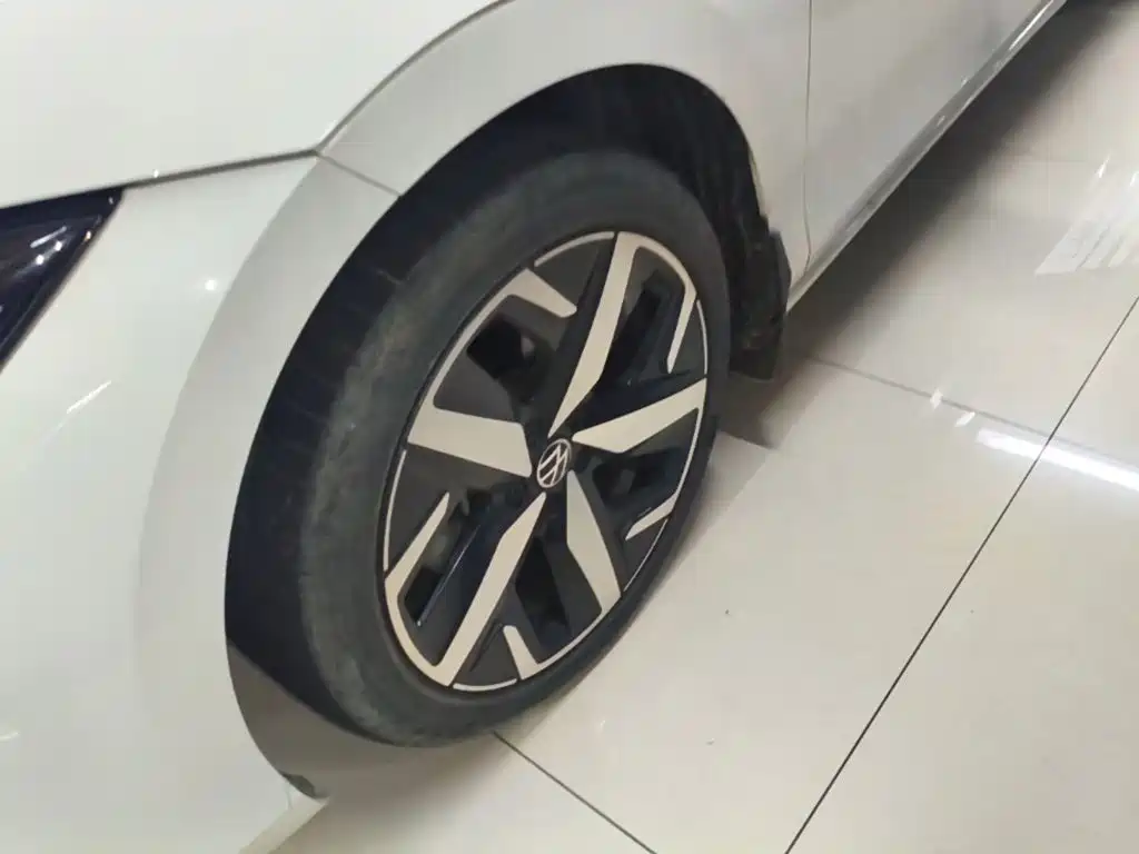 Volkswagen Lamando — миниатюра 23