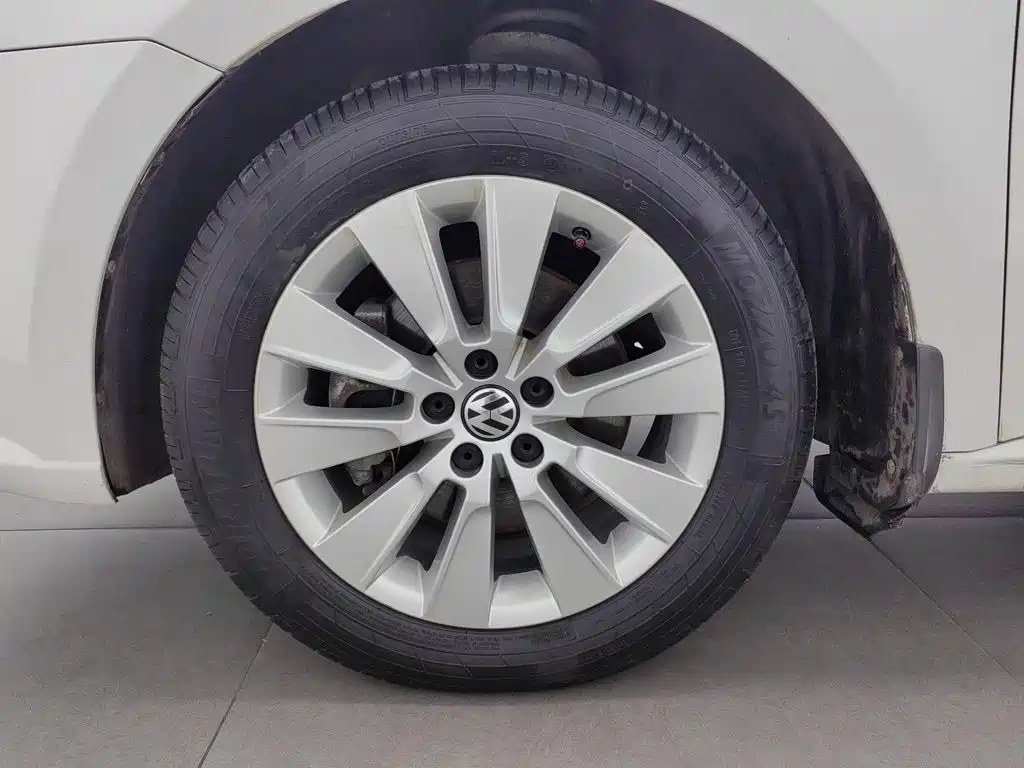 Volkswagen Lavida — миниатюра 17