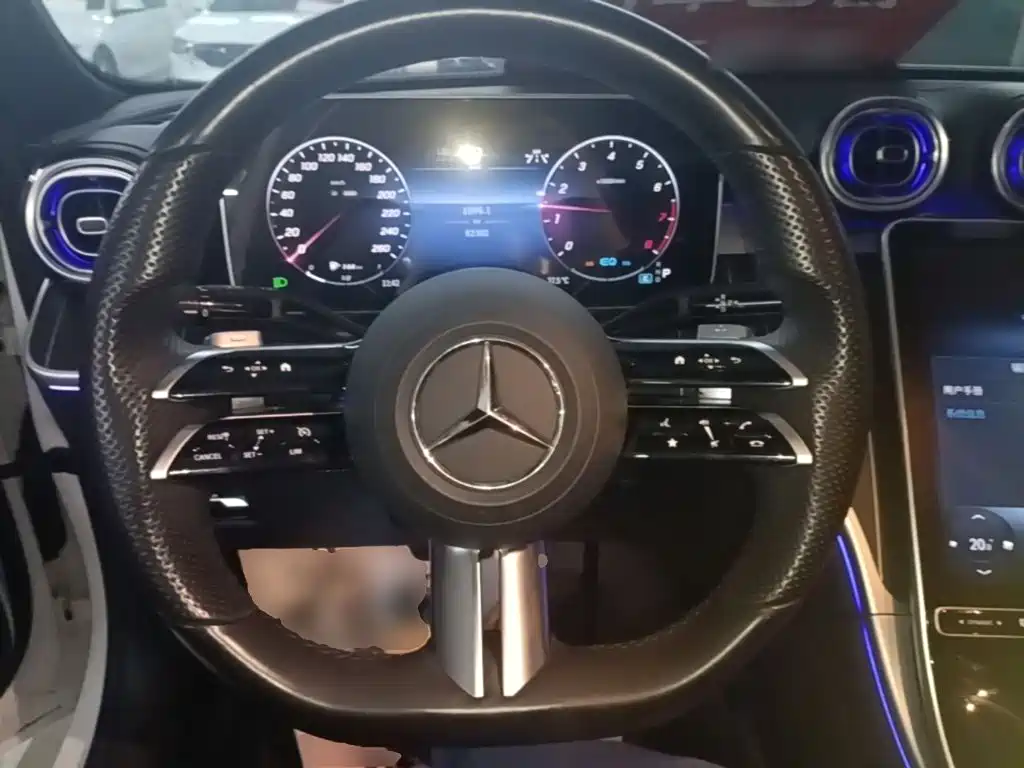 Mercedes-Benz C-Class — миниатюра 11
