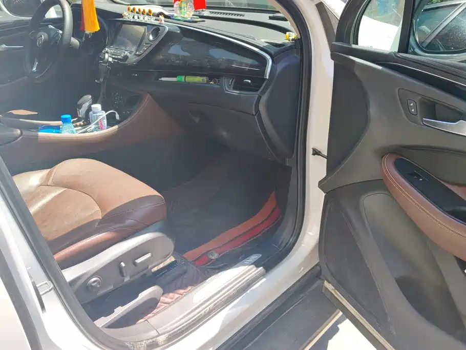 Buick Envision Plus — миниатюра 8