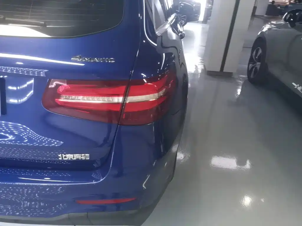 Mercedes-Benz GLC — миниатюра 8