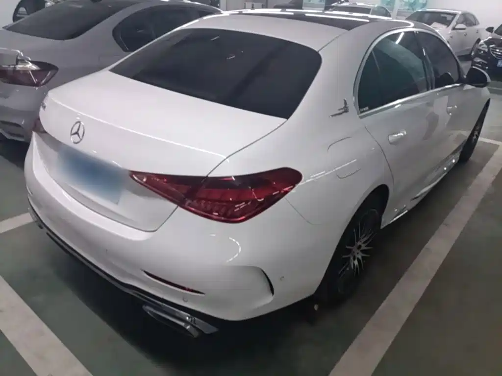 Mercedes-Benz C-Class — миниатюра 7