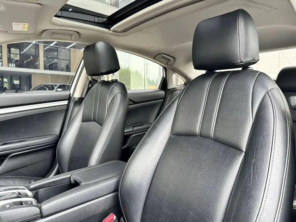 Honda Civic — миниатюра 12