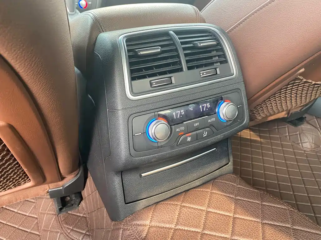 Audi A6L — миниатюра 12