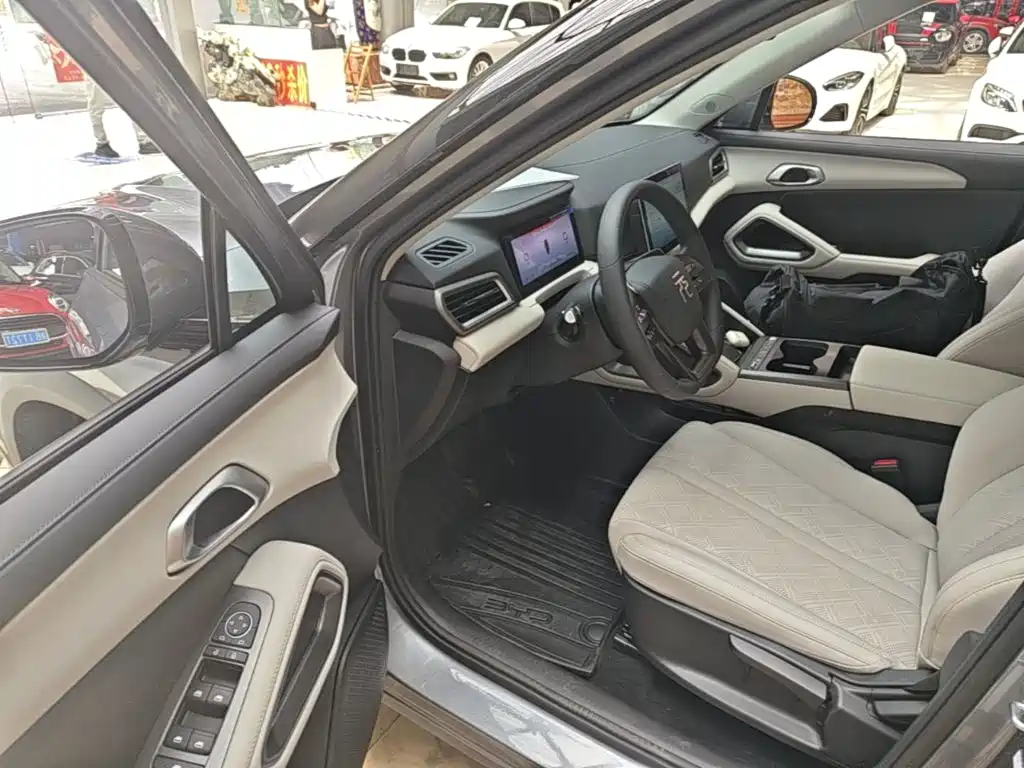 BYD Yuan UP — миниатюра 16