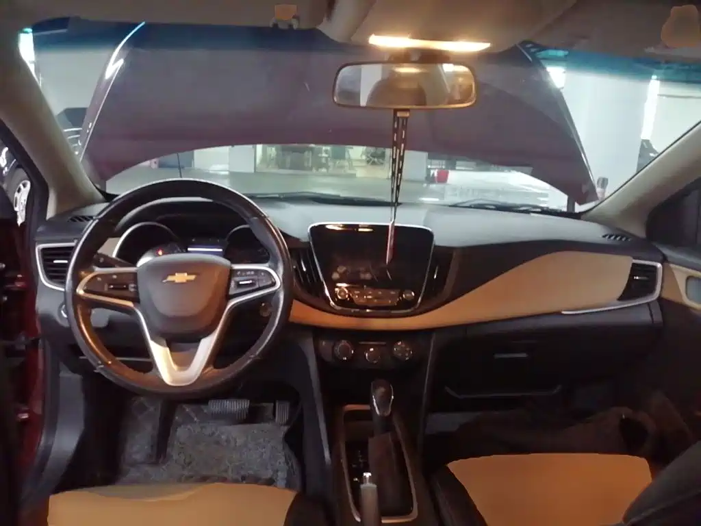 Chevrolet Monza — миниатюра 10