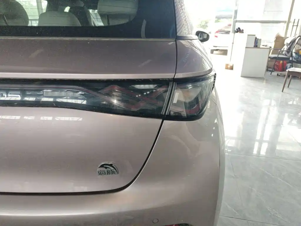 BYD Dolphin — миниатюра 8
