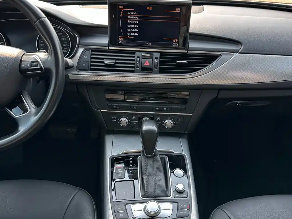 Audi A6L — миниатюра 21