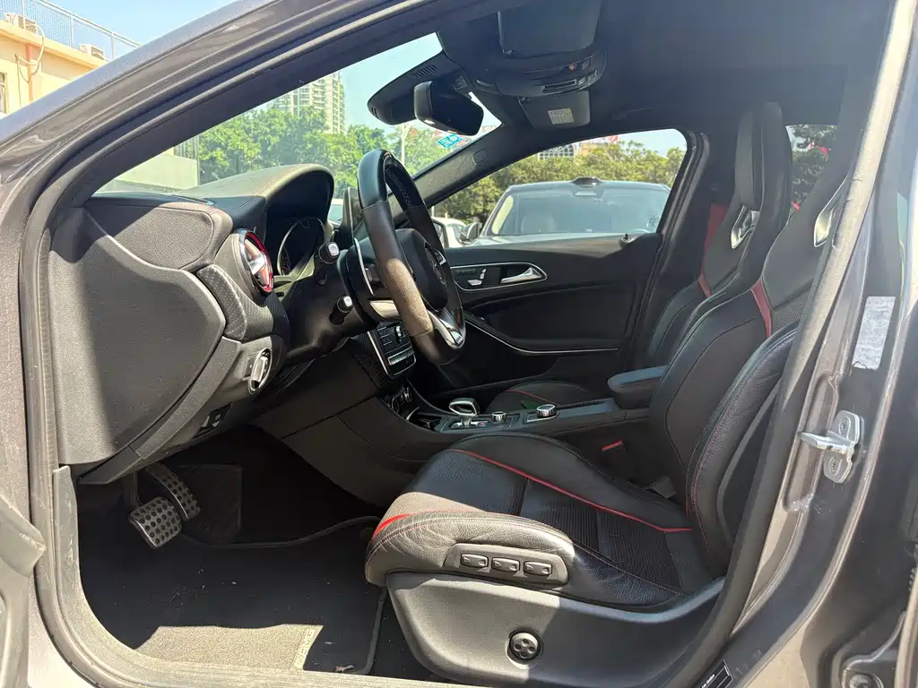 Mercedes-Benz A-Class AMG (Import) — миниатюра 7