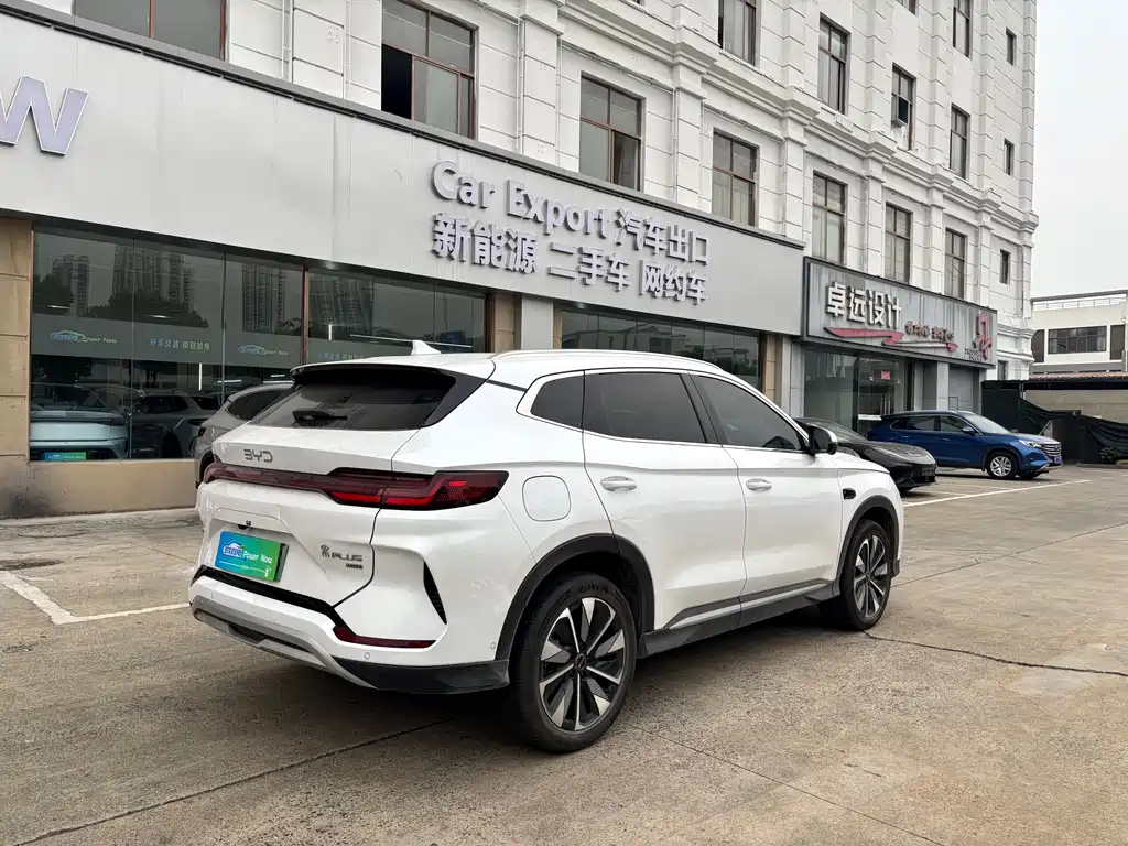 BYD PLUS New Energy — миниатюра 5