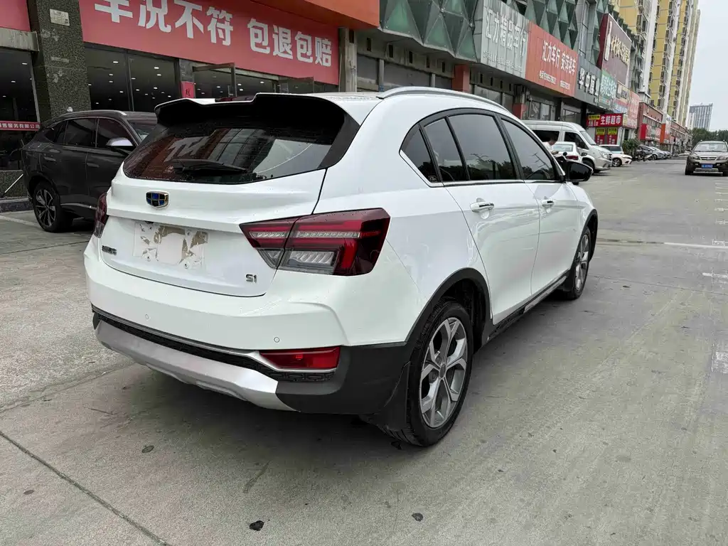 Geely Vision S1 — миниатюра 4
