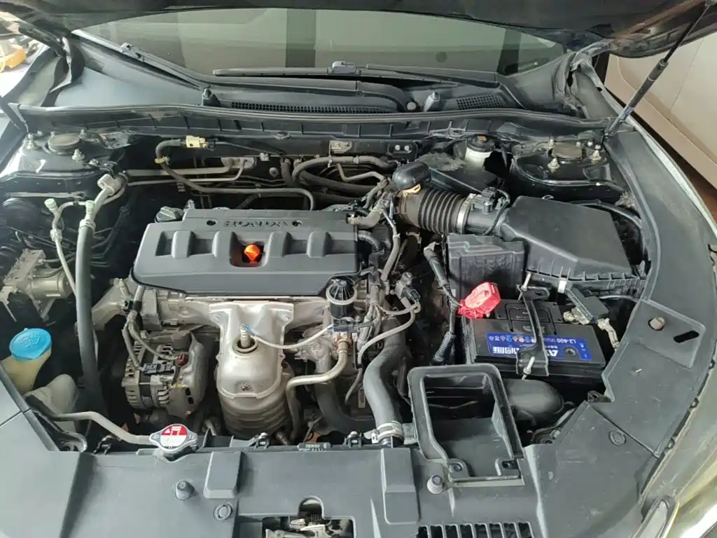 Honda Accord — миниатюра 20