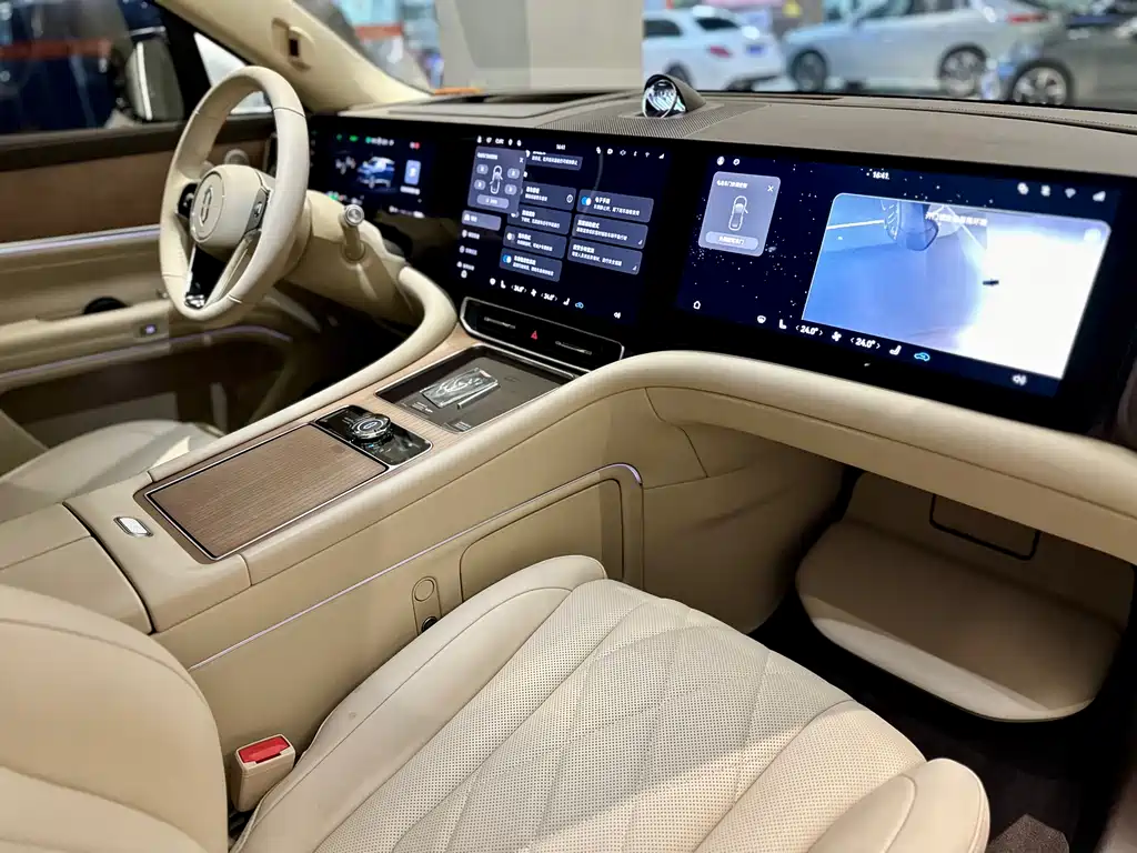 AITO ASK THE WORLD M9