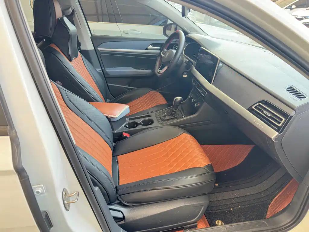 Volkswagen Lavida — миниатюра 9